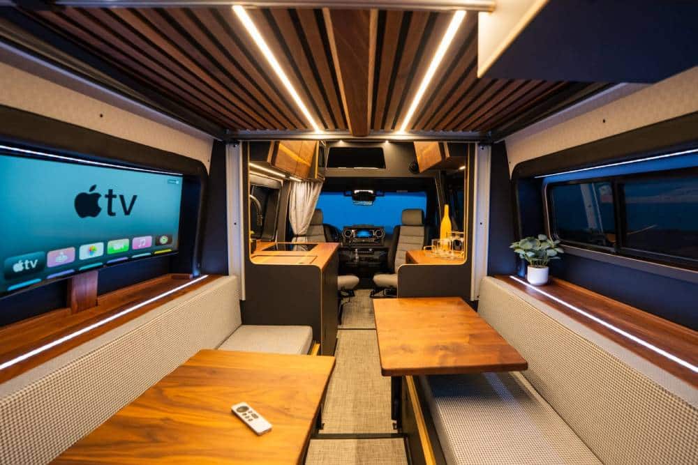 Το πιο «μάχιμο» Mercedes Sprinter 4×4