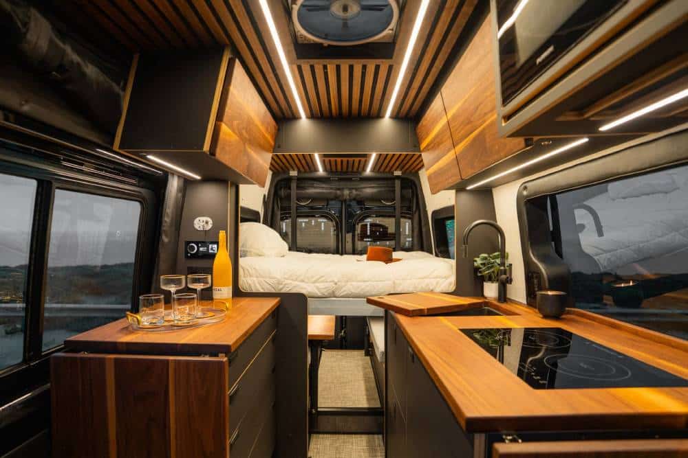 Το πιο «μάχιμο» Mercedes Sprinter 4×4
