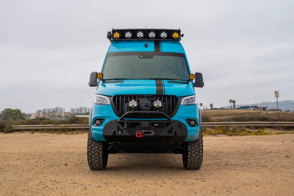Το πιο «μάχιμο» Mercedes Sprinter 4×4