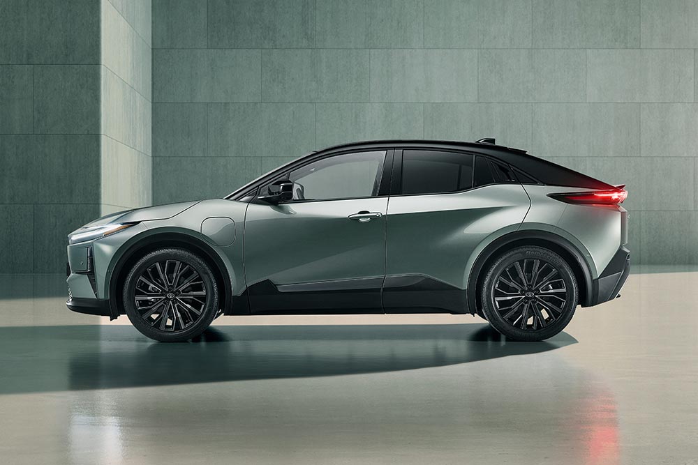 Οι τιμές των νέων Toyota C-HR+ και bZ4x
