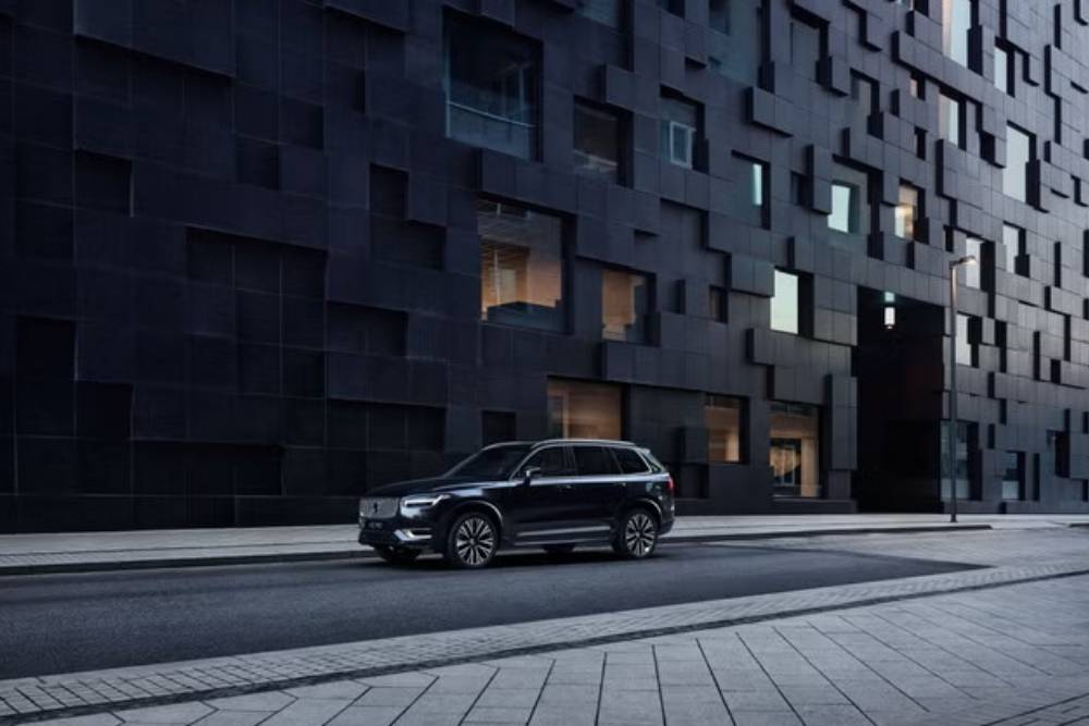 Τα Volvo που αντιστέκονται στις σφαίρες