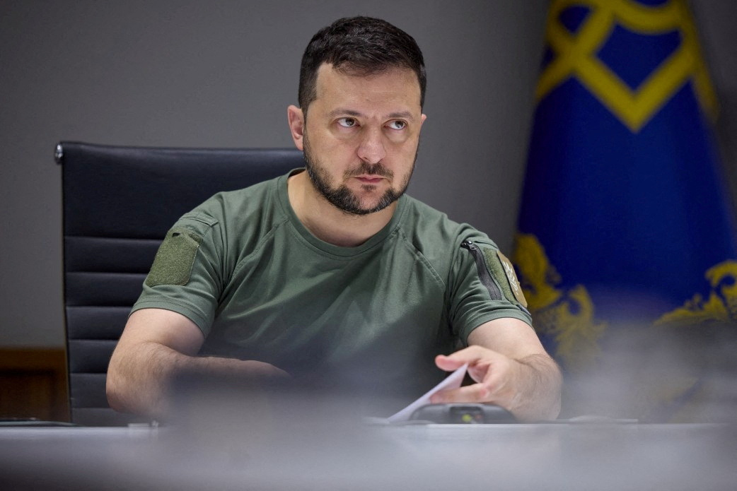 Ουκρανία: Ο κίνδυνος κατάρρευσης είναι πραγματικός – Τι θα συμβεί αν «πέσει» το Κίεβο, με αγωνία για τη «μεγάλη ανακοίνωση» Τραμπ 15 Ουκρανία: Ο κίνδυνος κατάρρευσης είναι πραγματικός – Τι θα συμβεί αν «πέσει» το Κίεβο, με αγωνία για τη «μεγάλη ανακοίνωση» Τραμπ