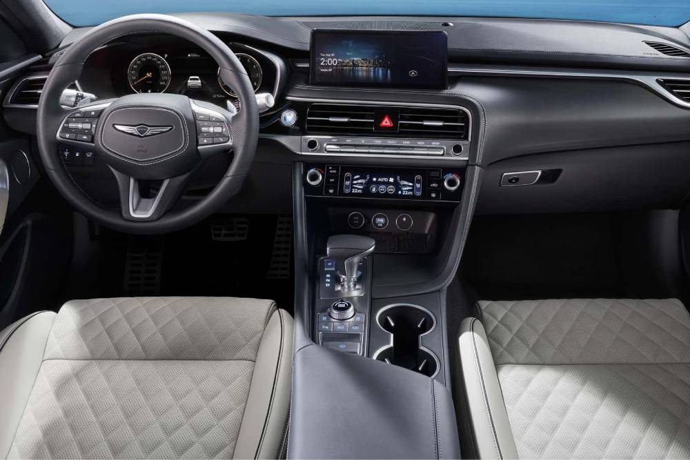 2024-genesis-g70-south-korea (1)