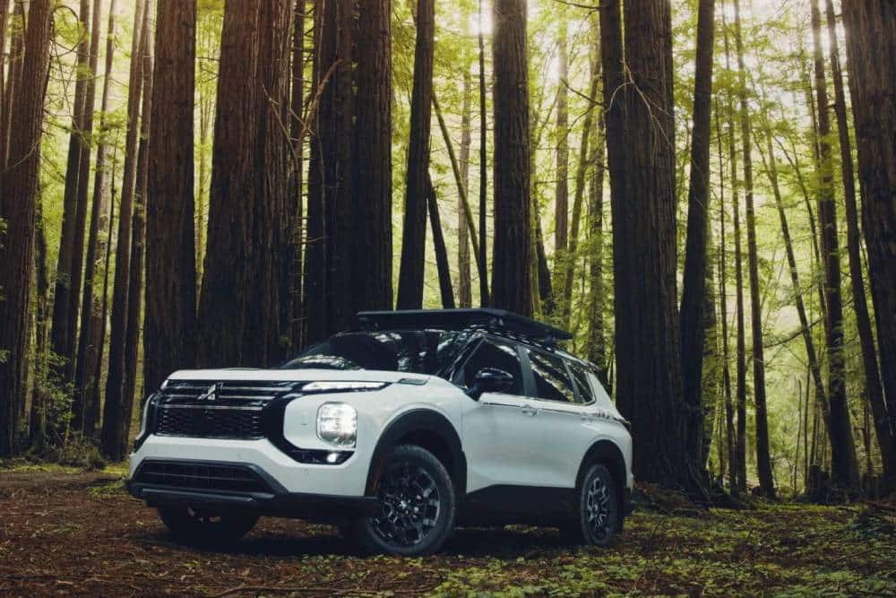 2025-Mitsubishi-Outlander-Trail-Edition-1-2048x115