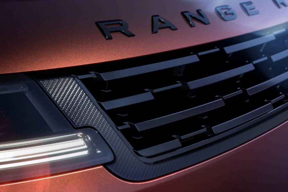 2026-Range-Rover-Sport-SV-Carbon-806-12-2048x1152