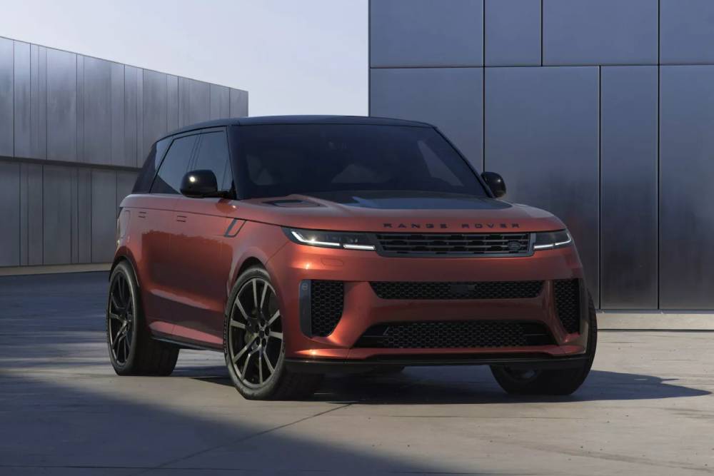 2026-Range-Rover-Sport-SV-Carbon-806-9-2048x1152