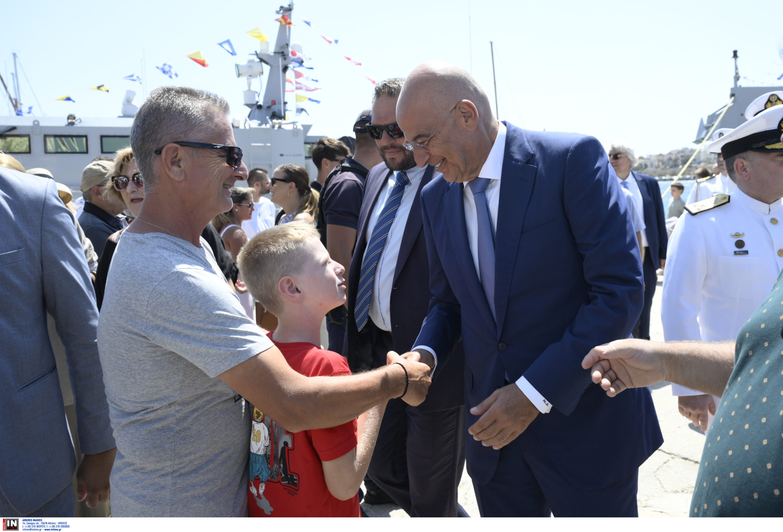 Δένδιας: Στην Τήνο για τον εορτασμό της Παναγίας και την επέτειο του τορπιλισμού του καταδρομικού «Έλλη» – ΕΙΚΟΝΕΣ και ΒΙΝΤΕΟ
