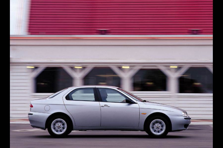 Alfa-Romeo-156-(3)