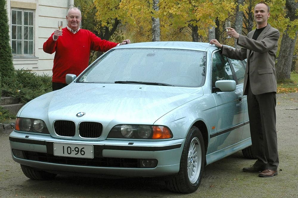 BMW-523i-E39-1m-km-(7)