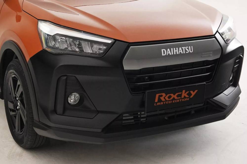 Daihatsu-Rocky-Limited-Edition-1a-2048x1151