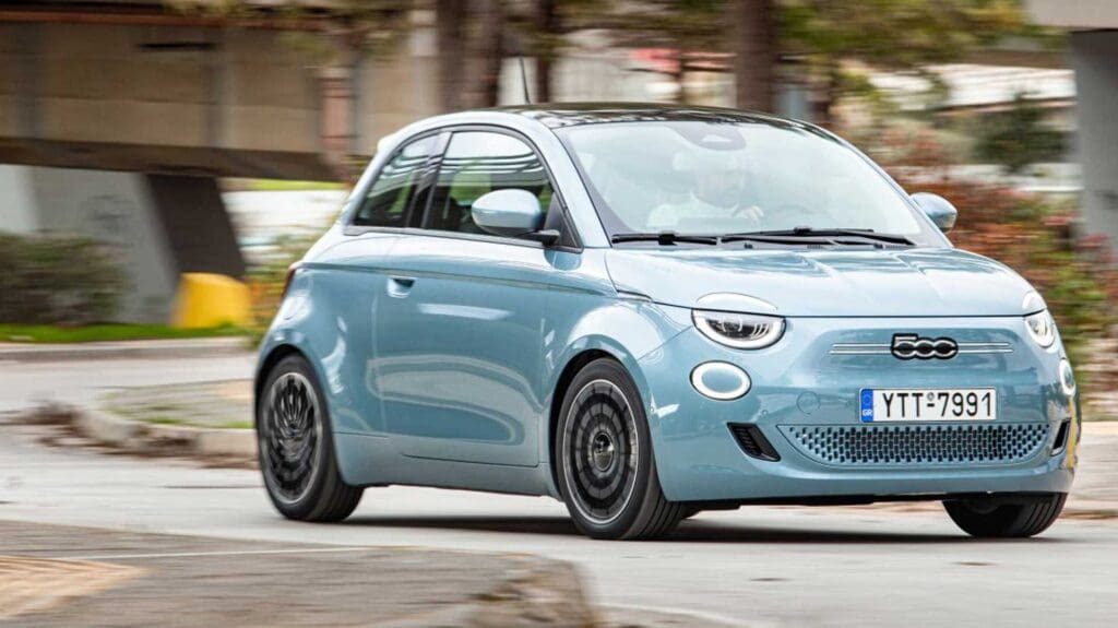 Πώς η VW μάχεται στο «ρινγκ» των δασμών 10 FIAT 500e διακοπή παραγωγής