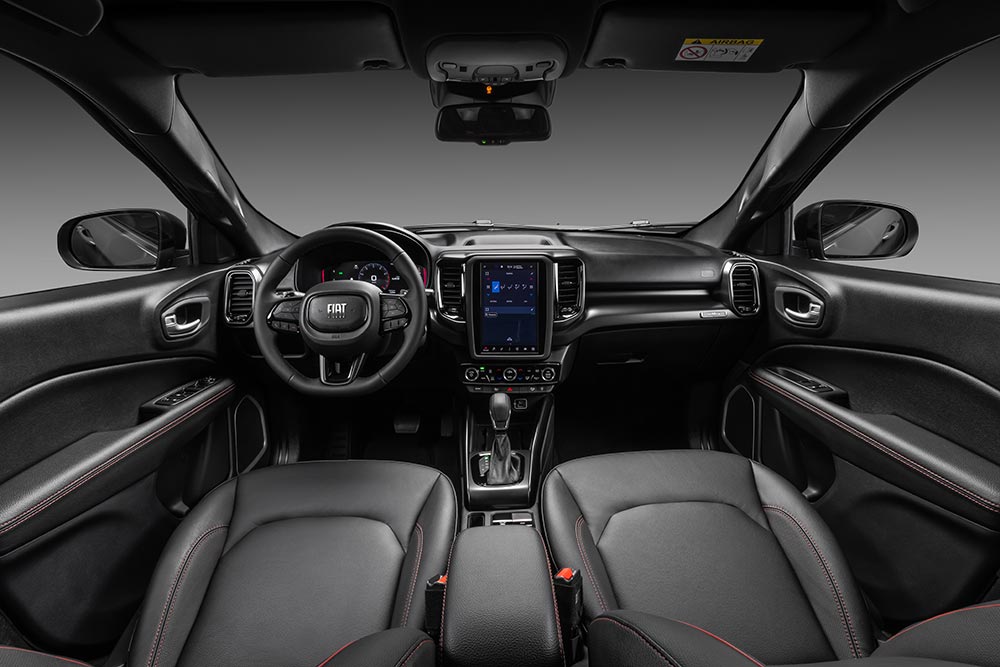 Σκάβει το νέο pickup Fiat Toro με ντίζελ 200 ίππων