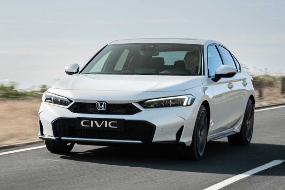 Με κομψές αλλαγές το ανανεωμένο Honda Civic