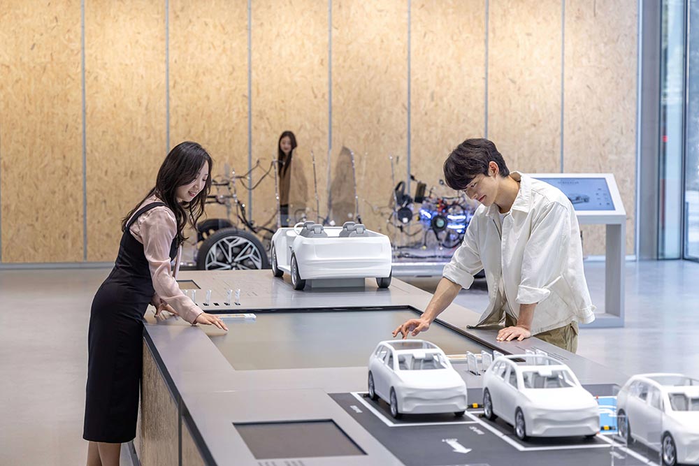 Hyundai-UX-Studio-Seoul-(10)
