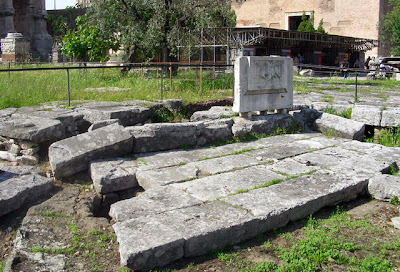 Οι 13 είσοδοι του Άδη (φωτογραφίες)