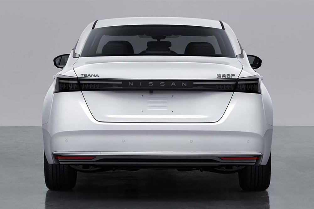 Nissan-Teana-2025-3