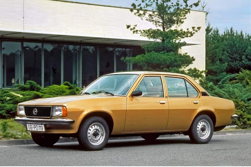 Opel Ascona B και Manta B γιορτάζουν μισό αιώνα ευτυχίας