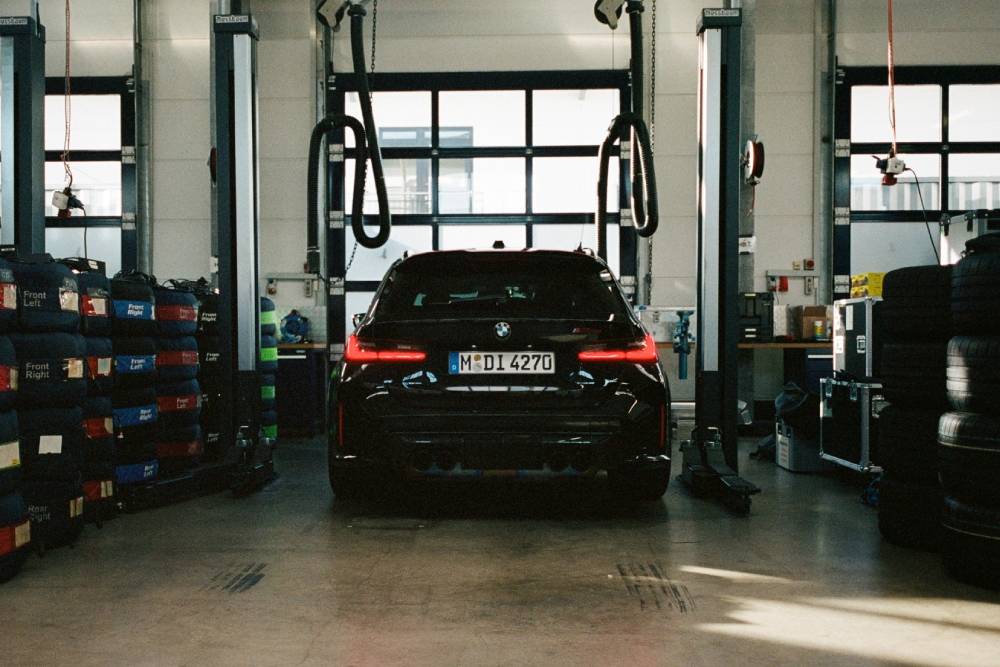 P90612798_lowRes_the-first-ever-bmw-m (1)