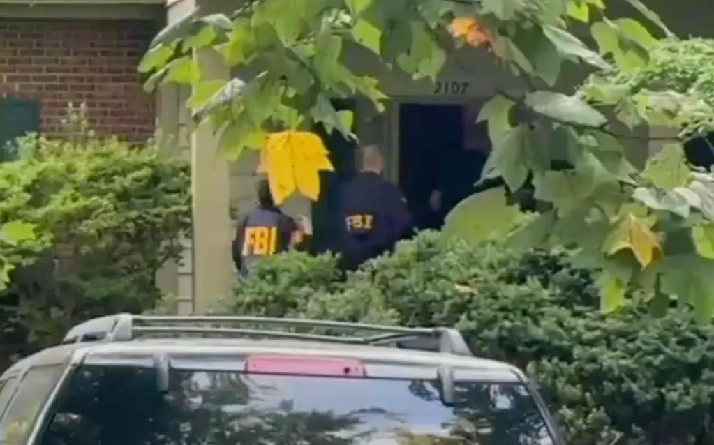 Έφοδος του FBI στο σπίτι του πρώην συμβούλου του Τραμπ, Τζον Μπόλτον