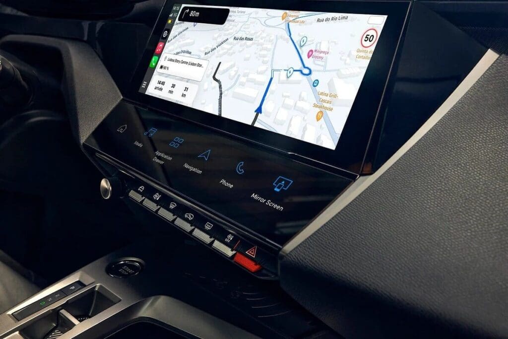 Ανανεωμένα Peugeot 308 και 308 SW: Πιο θεαματικά και αποδοτικά