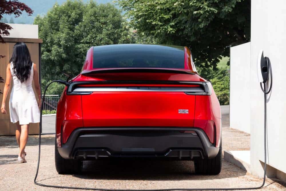 Tesla-Model-Y-Performance-3s-2048x1153