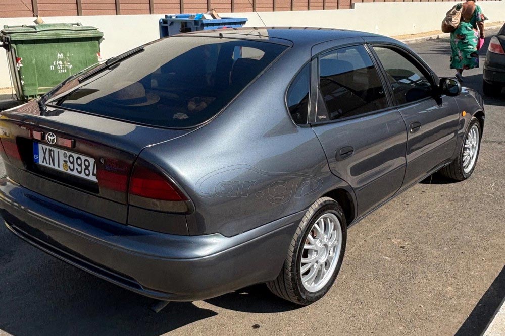 Toyota-Corolla-1994-3
