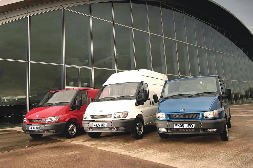 Το Ford Transit γιορτάζει 60 χρόνια σήμερα! Ευχές!
