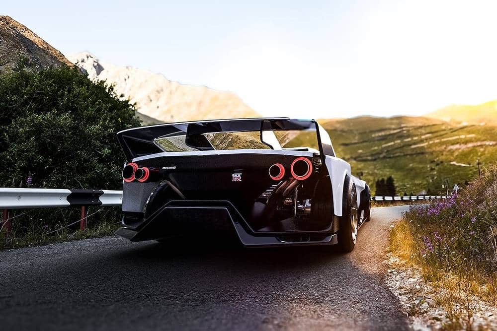 all-new-r36-nissan-gt-r-godzilla-gets-imagined-wit-2