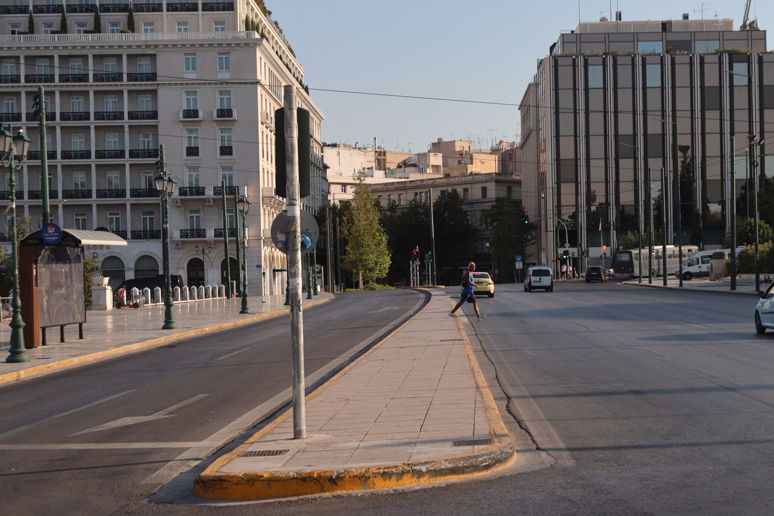Άδειοι δρόμοι στην Αθήνα