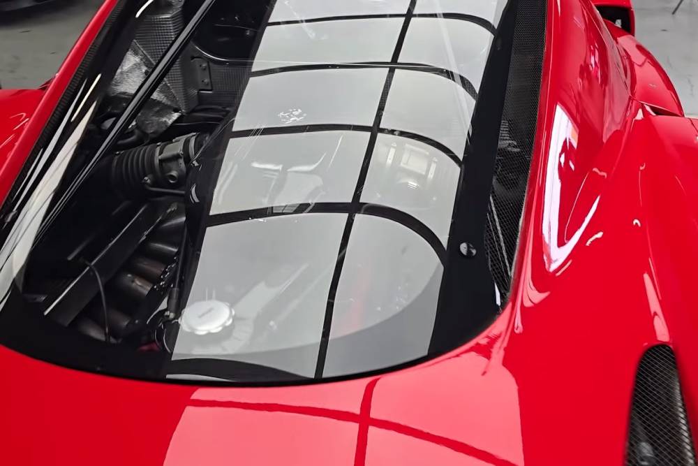 buffing-4m-1000-mile-ferrari-enzo-was-already-awes (5)