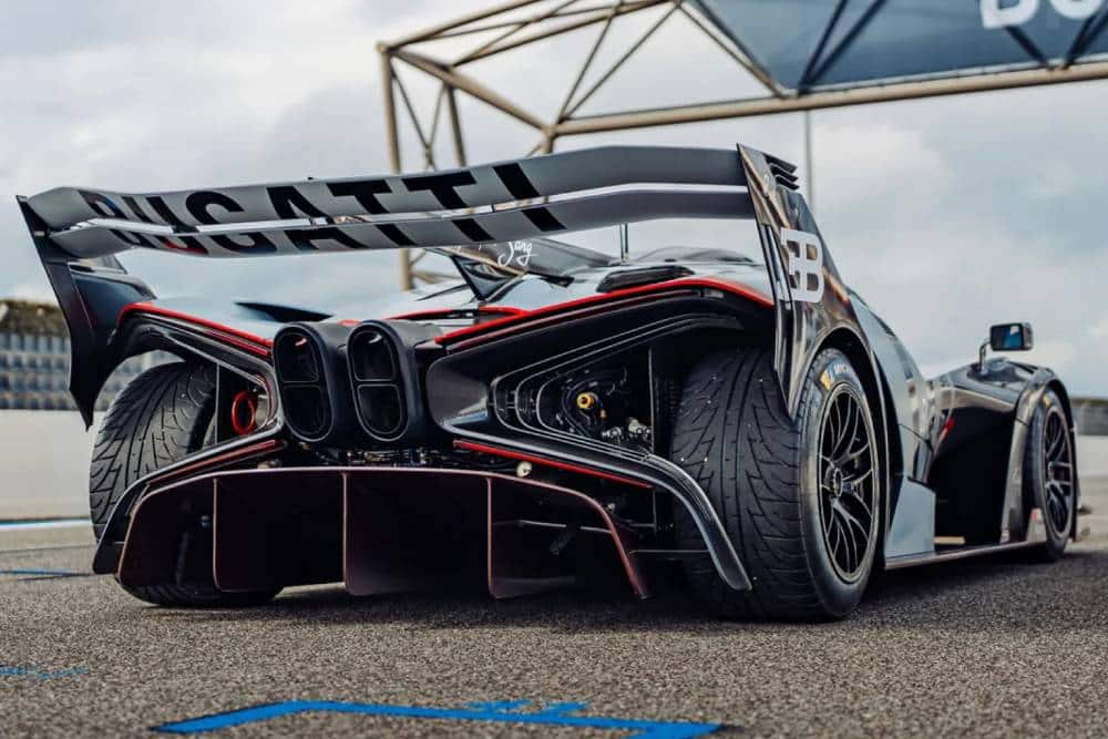 bugatti bolide track testing 04