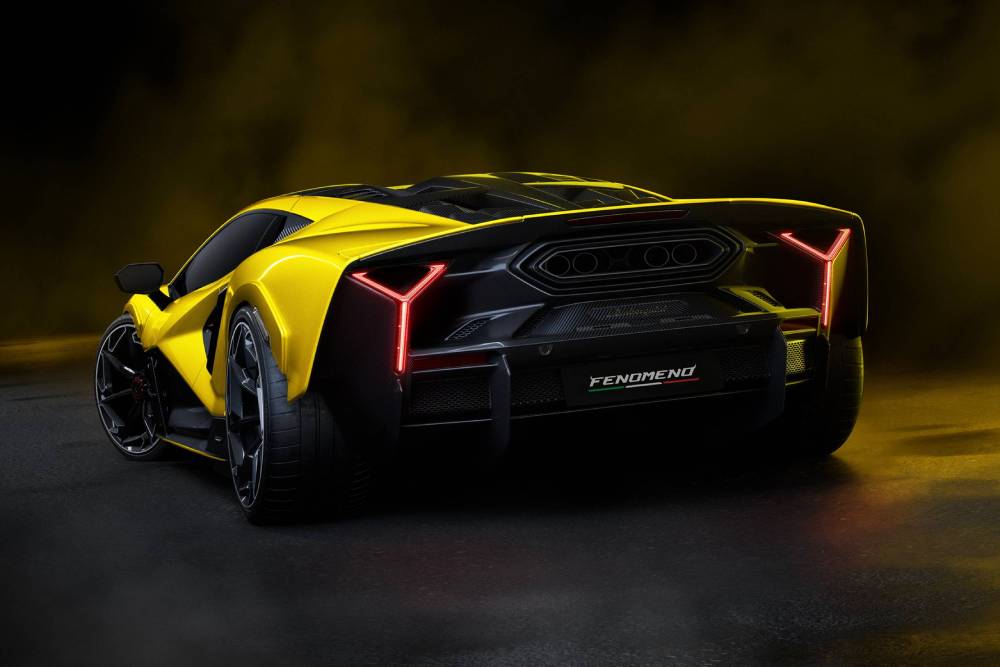 Εκρηκτικό φαινόμενο η καινοτόμα Lamborghini Fenomeno 1.095 PS