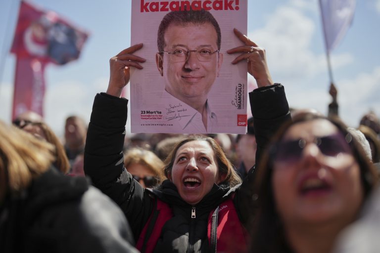 Τουρκία: Απαγορεύτηκε η επίσκεψη 7 Ευρωπαίων δημάρχων στον Ιμάμογλου – Ανάμεσά τους ο Χάρης Δούκας