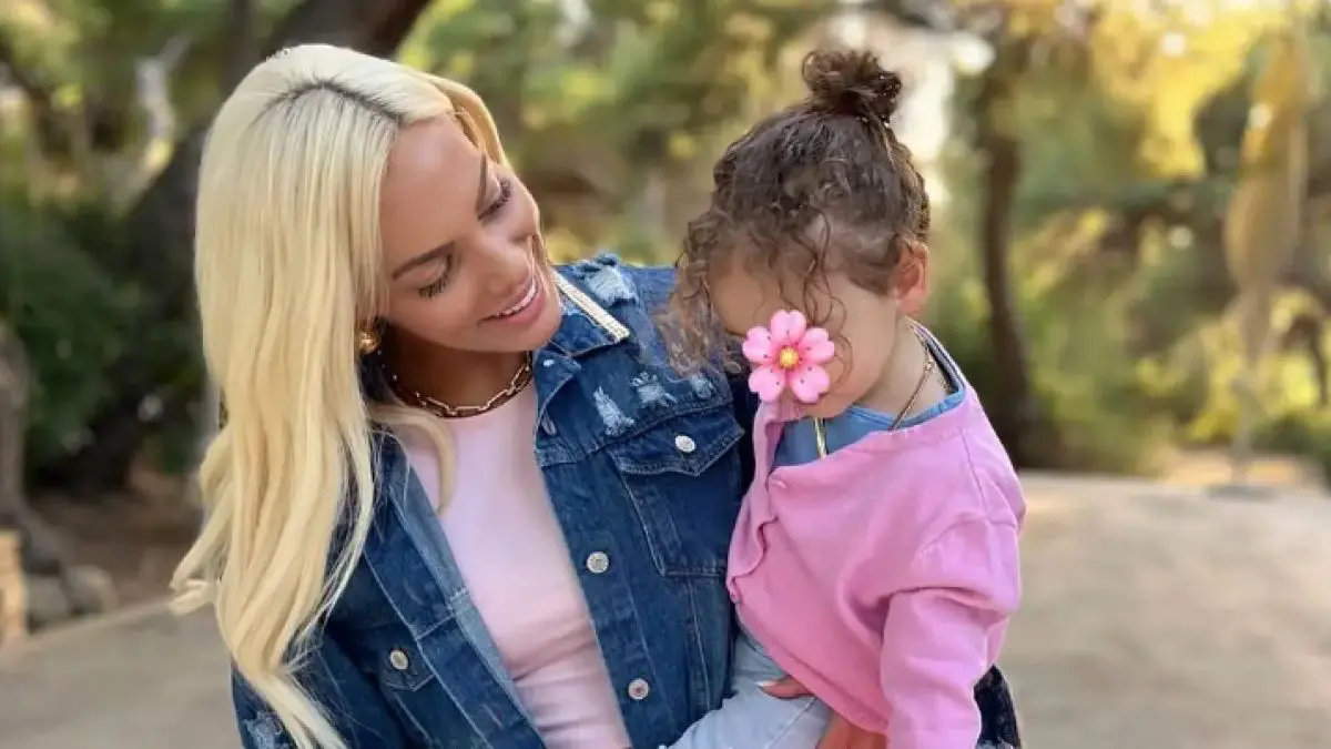 Η Ιωάννα Μαλέσκου με την κόρη της στο Instagram