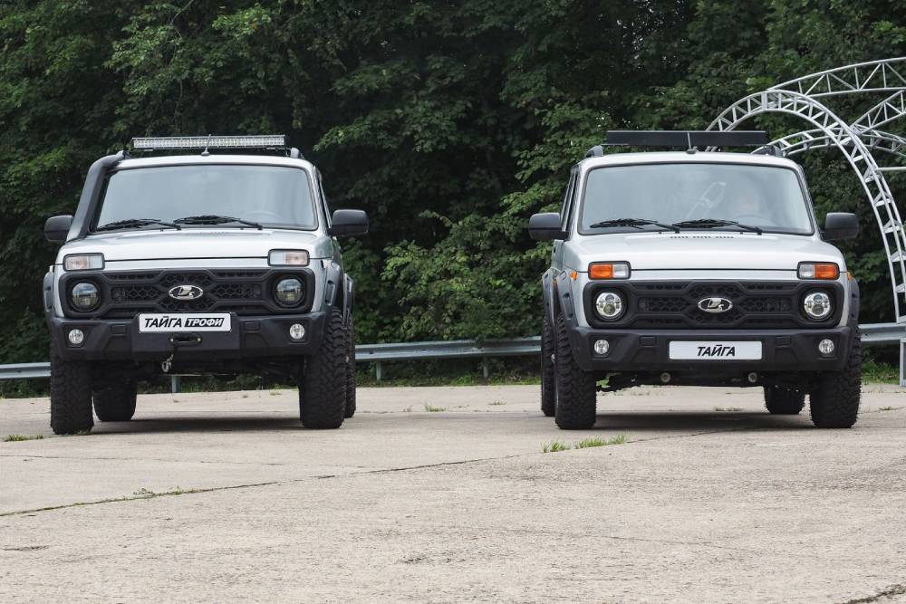Ο κυρίαρχος της ζούγκλας το Lada Niva Tayga