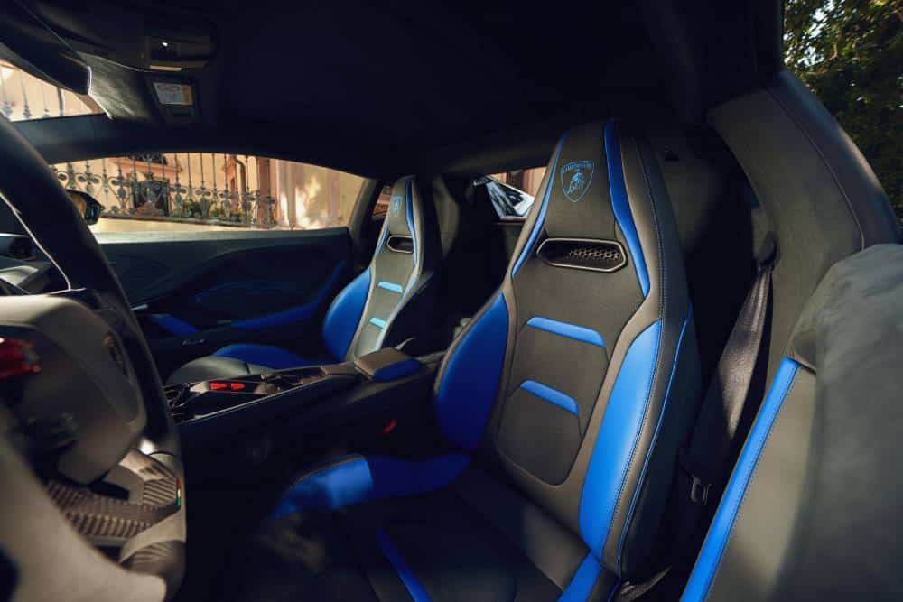 Η απόλυτη θερινή και νησιωτική Lamborghini Temerario