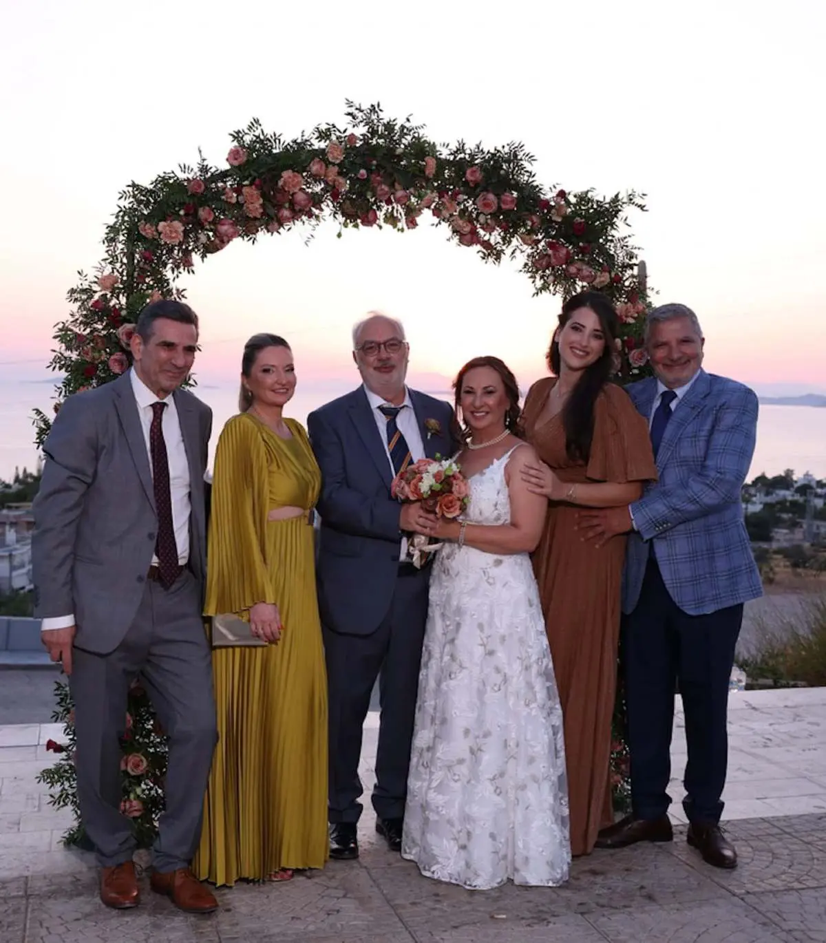 Συγκινημένος ο Πατούλης: «Παντρεύτηκαν με θρησκευτικό γάμο για να γίνουν νονοί του γιου του γιο μου»