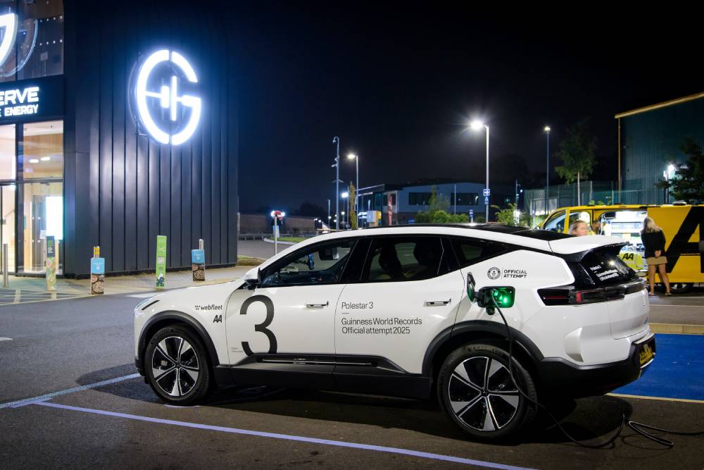 polestar-3-shreds-the-ev-range-anxiety-with-a-worl (5)