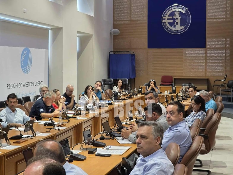 Πυρκαγιά στην Πάτρα: Πλάνο 5 ενεργειών παρουσίασε ο Θοδωρής Λιβάνιος για την αποκατάσταση των καταστροφών – Συνάντηση στην Περιφέρεια Δυτικής Ελλάδας