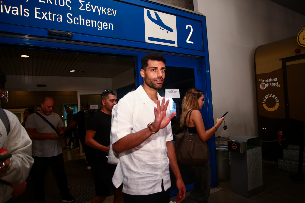 Μεχντί Ταρεμί: «Νιώθω χαρούμενος που είμαι εδώ»