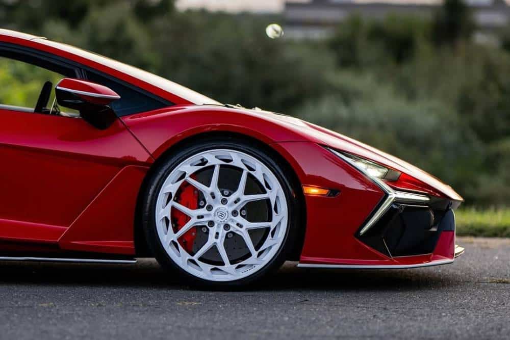 this-red-lamborghini-revuelto-on-new-wheels-is-wha (3)