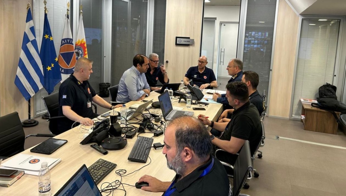 Μέσα στο «war room» της Πολιτικής Προστασίας: Πώς διαχειρίζονται τις πυρκαγιές πανελλαδικά 7 Μέσα στο «war room» της Πολιτικής Προστασίας: Πώς διαχειρίζονται τις πυρκαγιές πανελλαδικά