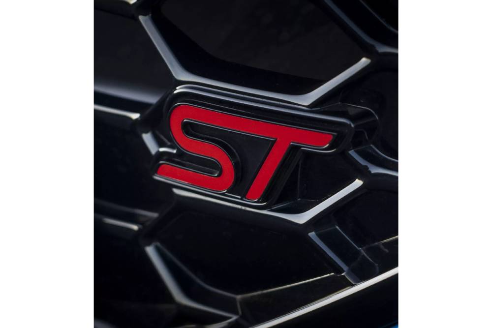 2024-Ford-Focus-ST-Edition-18