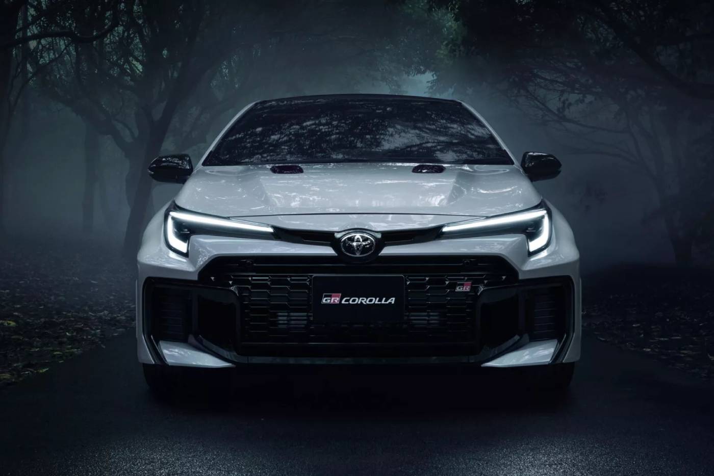 2026-Toyota-GR-Corolla-Japan-23-2048x1152 (1)