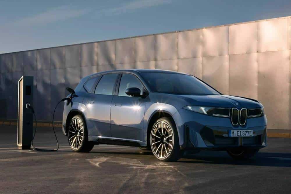 BMW-iX3-12-2048x1366