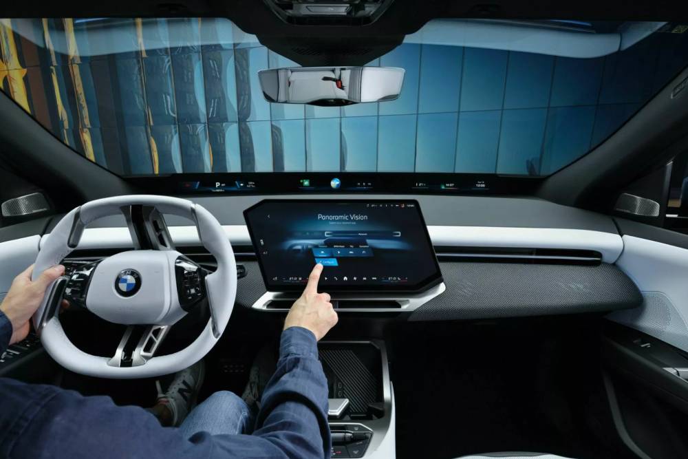 BMW-iX3-31-2048x1536