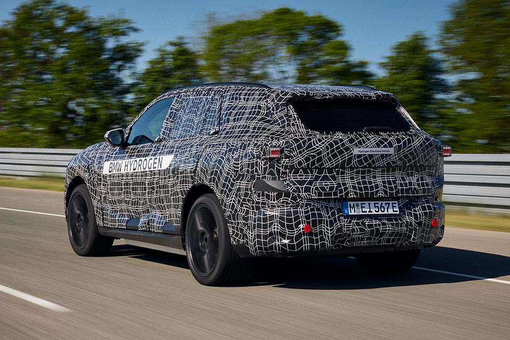Εκσυγχρονισμένη BMW X5 με πρωτοπορία Toyota