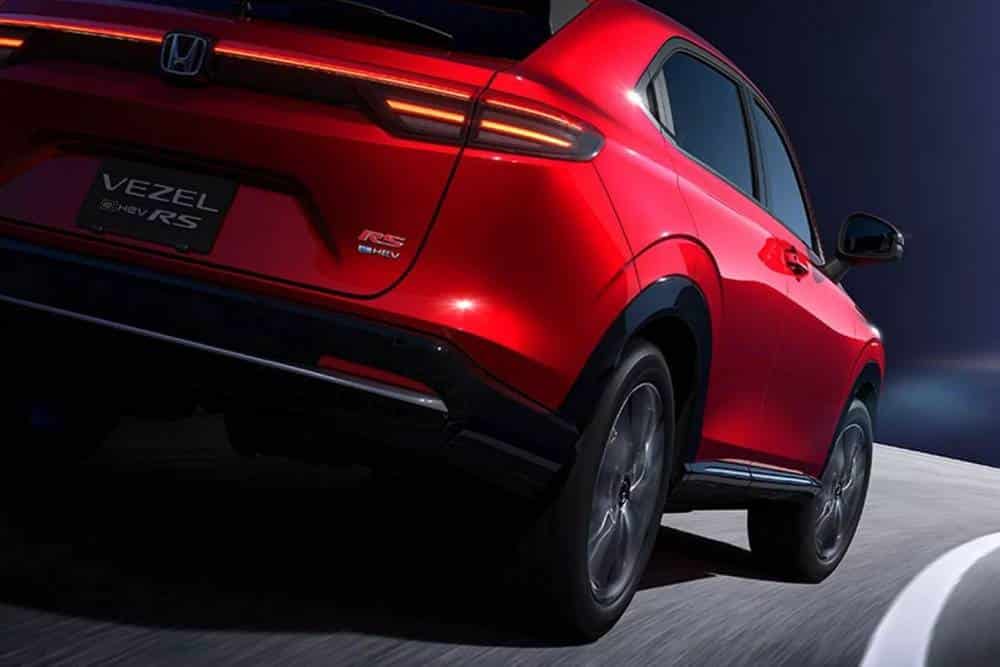 Honda-Vezel-eHEV-RS-Japan-4-2048x1152