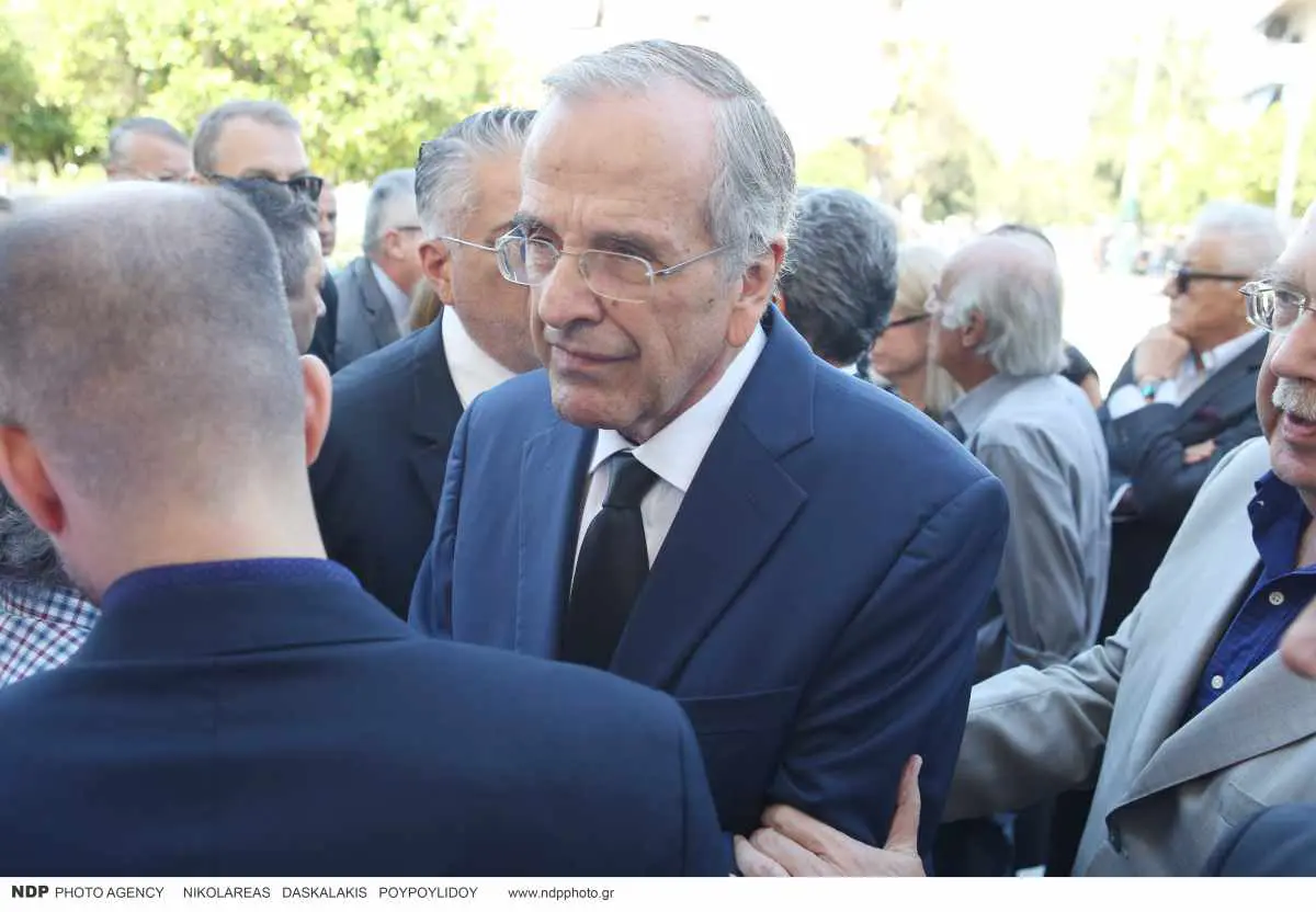 Λένα Σαμαρά: Σε κλίμα συγκίνησης το μνημόσυνο για τις 40 ημέρες από τον θάνατό της (Φωτογραφίες)