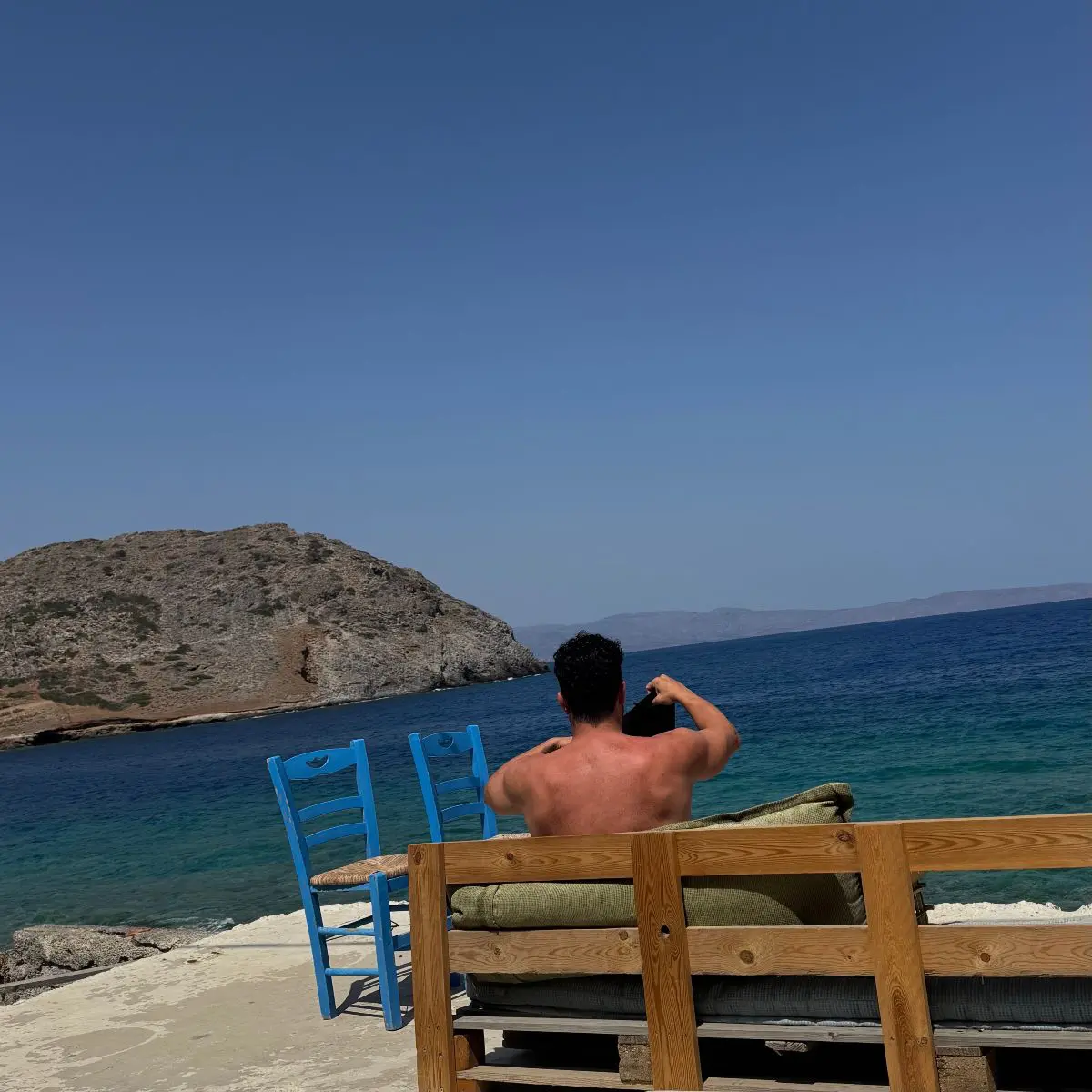 Ιάκωβος Γκόγκουα διακοπές
